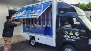 sppg-polri-polda-bali-menyalurkan-program-mbg-untuk-sd-negeri-29-dangin-puri-dan-tk-kemala-bhayangkari-1-denpasar-jumat-235202-1748011128579_169